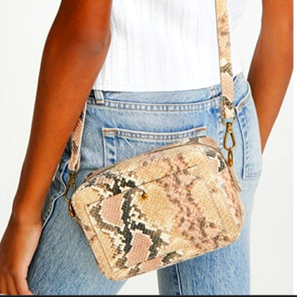 Madewell The Transport Camera bag Snake Embossed